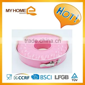 Non-stick Bundform Springform Cake Pan With Two Bottoms thumbnail-1
