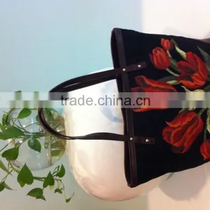 Artificial Silk Embroidery Flower Beach Bag thumbnail-2