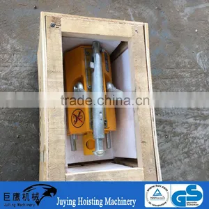 China Factory Crane Lifting Magnet for Handling Steel Plates thumbnail-6