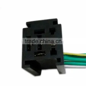 Plastic Back Relay Socket thumbnail-3