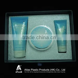 Cosmetic Packaging thumbnail-1