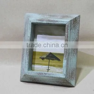 Hot Sell Colorful Antique Style 5*7'' Wooden Picture Frame for Home Decoration thumbnail-1