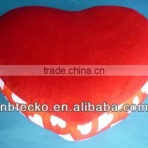 High Quality Red Heart Microbead Pillow thumbnail-1