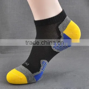 Low Cut Hot Sale Cheap Wholesale Ankle Custom Sports Socks thumbnail-1
