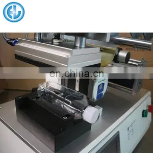 Semi Automatic Labeling Machine For Bottles Used , Manual Labeling Machine Square Bottle thumbnail-6