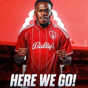 25-26 Nottingham Forest Jersey Nottingham Football Kit Player Version No. 10 Short Sleeve Football Jersey thumbnail-4