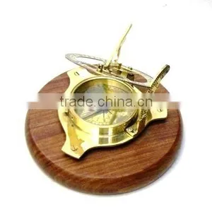 Nautical Antique Brass Sundial Compass Wood Base 13445 thumbnail-1