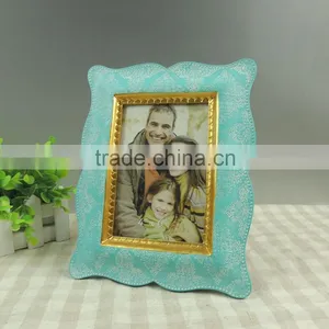 Photo Picture Frame Resin Handicraft Made in China thumbnail-3