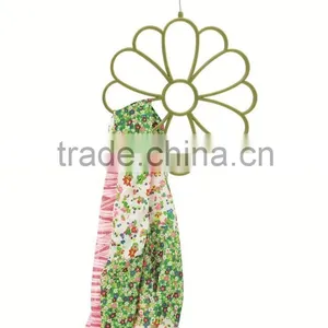 Hight Quality Flocked Flower Scarf Hanger thumbnail-4