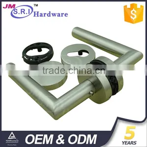 Top Sale Rubber Rose Interior 304 Stainless Steel Door Handle thumbnail-1