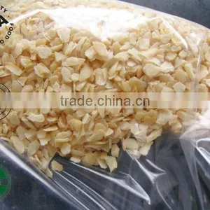 Dried Garlic Flakes thumbnail-1