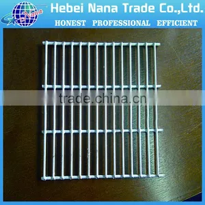 Galvanized and Pvc Coated High Security Fence thumbnail-3
