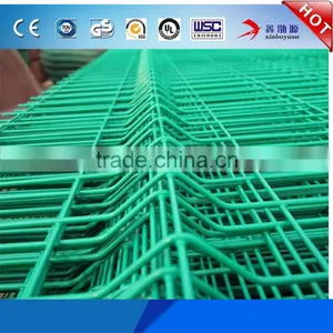 Factory Cheap Price 3d Fence Panel/ Welded Wire Mesh Peach Square Round Post Triangle Bending Fence Netting thumbnail-1