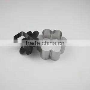 2pcs Set 430 Stainless Steel Cookie Cutter, White Flower Kitchenware thumbnail-1