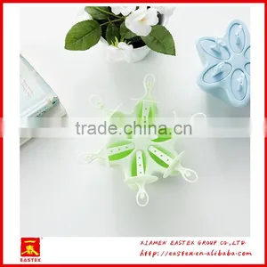 High Quality Eco-friendly 6 Cells Dancer Ice Cube Tray With Dancers Cover thumbnail-4