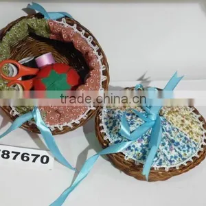 Handy Bamboo Sewing Kit thumbnail-1