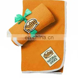 OEM Beautiful Fleece Pet Blanket,heated Pet Blanket thumbnail-1