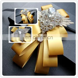 Aidocrystal Handmade Luxury Bow Tie Gold Plaid Silk Bowtie Adjustable Casual Business Wedding Bow Ties thumbnail-1