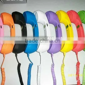 Universal Retro Mobile Phone With Button thumbnail-1