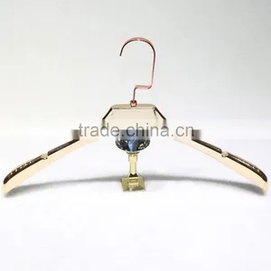 QD-246 High Quality Plastic Hanger for Suit Cheap Gold Plastic Hanger thumbnail-2