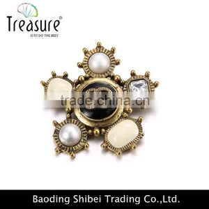 2015 Wholesale Latest Fashion New Model Flower Shape Musical Note Brooch With Best Price and High Quality thumbnail-2