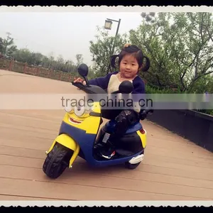 Children Mini 6-Volt Electric Battery-Powered Ride-On Tricycle thumbnail-1
