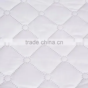 Ultrasonic Quilting King Size Bed Bug Fitted Waterproof Mattress Cover thumbnail-3