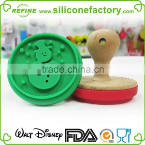 Wholesale High Quality Christmas Snowman Shaped Silicone Cookie Stamp thumbnail-1