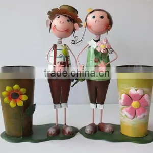 Metal Doll for Decoration thumbnail-1