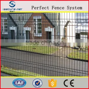 Powder Coated 4x4 Welded Folding Mesh Fence for Garden thumbnail-3