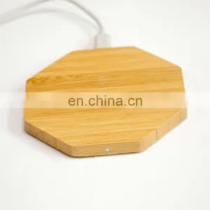 Wireless Charging 2020 NEW Hot Selling Portable Universal Wooden Wireless Phone Charger Fast Charging Customized Mobile Power thumbnail-1