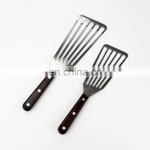 Solid Wood Handle Slotted Turner Stainless Steel Fish Spatula thumbnail-4