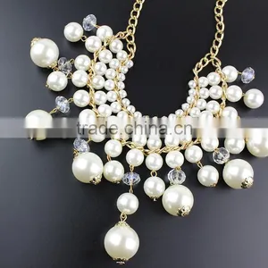 Wholesale Fashion Multilayer Big Pearl Statement Necklace Imitation Tassel Necklace thumbnail-3