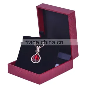 Plastic Jewelry Pendant Box thumbnail-1