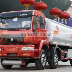 SINOTRUK Golden Pricess Fuel Tanker Truck 20CBU thumbnail-1