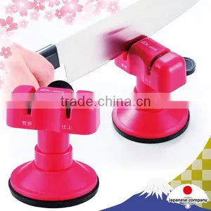 Easy to Use Convenient Kitchen Utensils Brands Sharpener for Reviving Blade Sharpness thumbnail-5