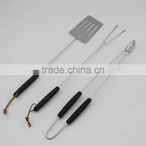 Black Rubber Handle Barbecue Tool Set With 3 Pieces of Tools Include Tong Spatula And Fork thumbnail-1