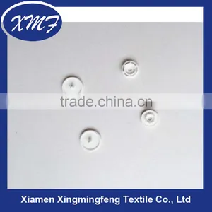 15mm Plastic White Snap Button thumbnail-1