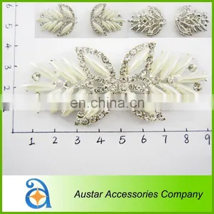Fashion Pearl Diamante Pair Buckle for Packaging Decoration thumbnail-1