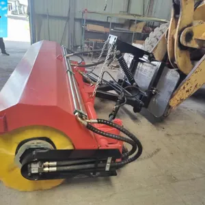 China Skid Steer Broom Attachments Bobcat Skid Steer Sweeper thumbnail-2