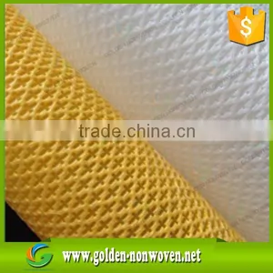 Polypropylene Nonwoven Fabric With Cross Design, Cross Non Woven Fabric in Roll for pp Cambrelle thumbnail-2