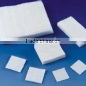 Disposable Vaseline Gauze Pad thumbnail-1