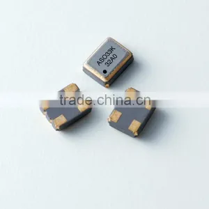 3.2x2.5mm SMD Crystal Oscillator (32.768KHz) (1.8V) thumbnail-1