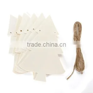 Wood Christmas Tree Banner With Jute thumbnail-1