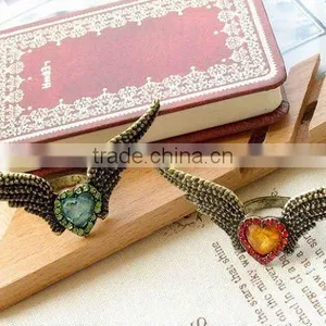 Fashion Wing Rings With Crystal, Personalized Antique Rings thumbnail-1
