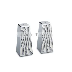 Salt and Pepper Shaker Wedding Gift Set thumbnail-1