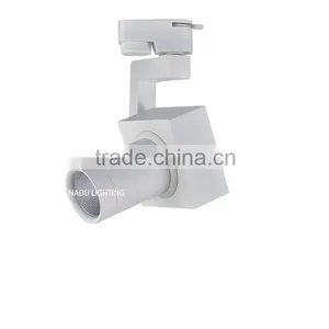2016 New Arrival Commercial Industrial Aluminum Alloy Indoor Cob 15W LED Tracklight thumbnail-1