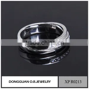 Fashion Women Wedding Ring Stainless Steel Single Cubic Zirconia Classic Engagement Ring thumbnail-2
