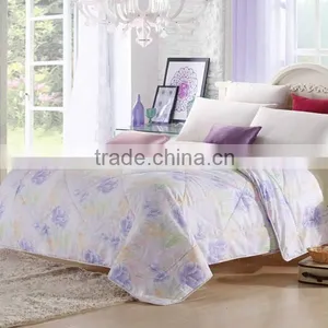 2016 Classical Design King Size Lightweight Quilt Cover Set thumbnail-1