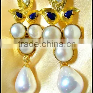 Imitation Pearl Earring thumbnail-1